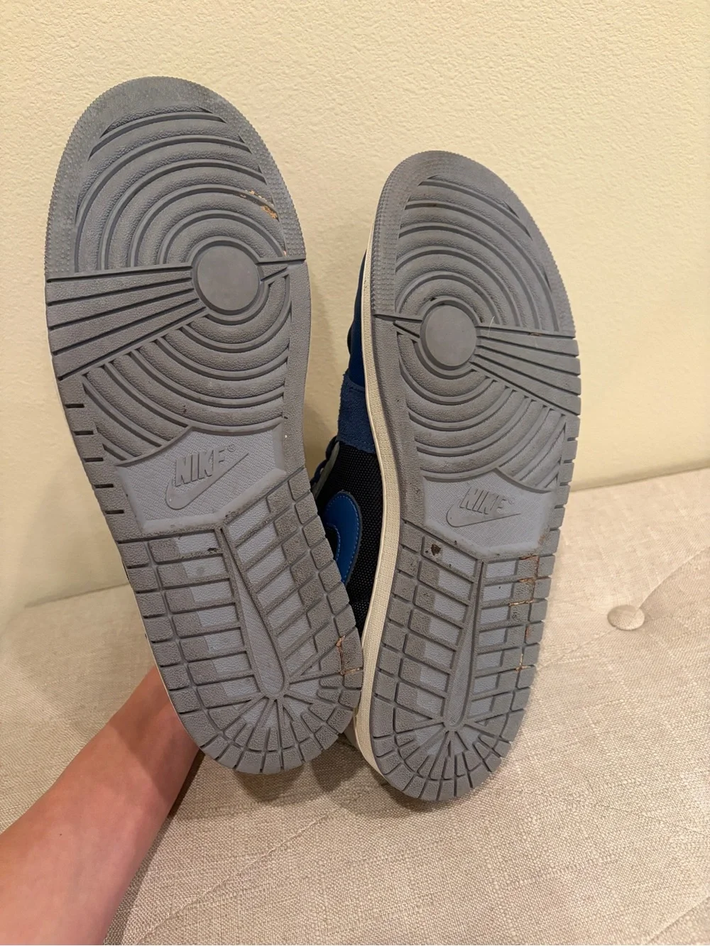 Jordan authentic nike